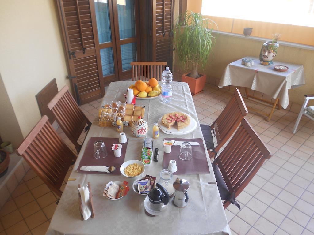 B&B Verdeblu Valderice Eksteriør billede